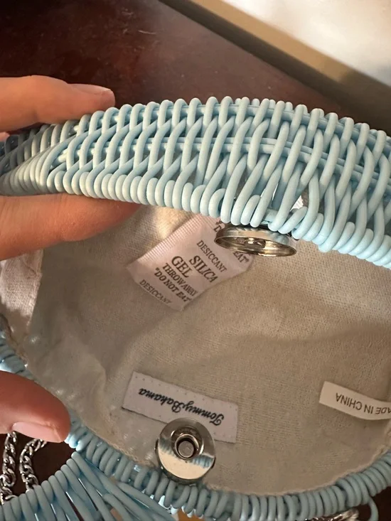 Nwt Tommy bahama wicker dolphin bag - Picture 7 of 9